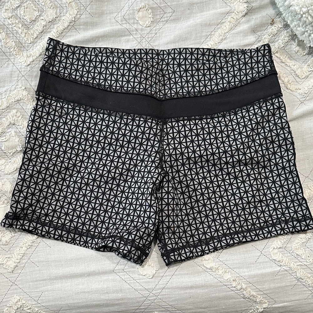 lululemon athletica Black and Grey Patterned Bike Shorts
